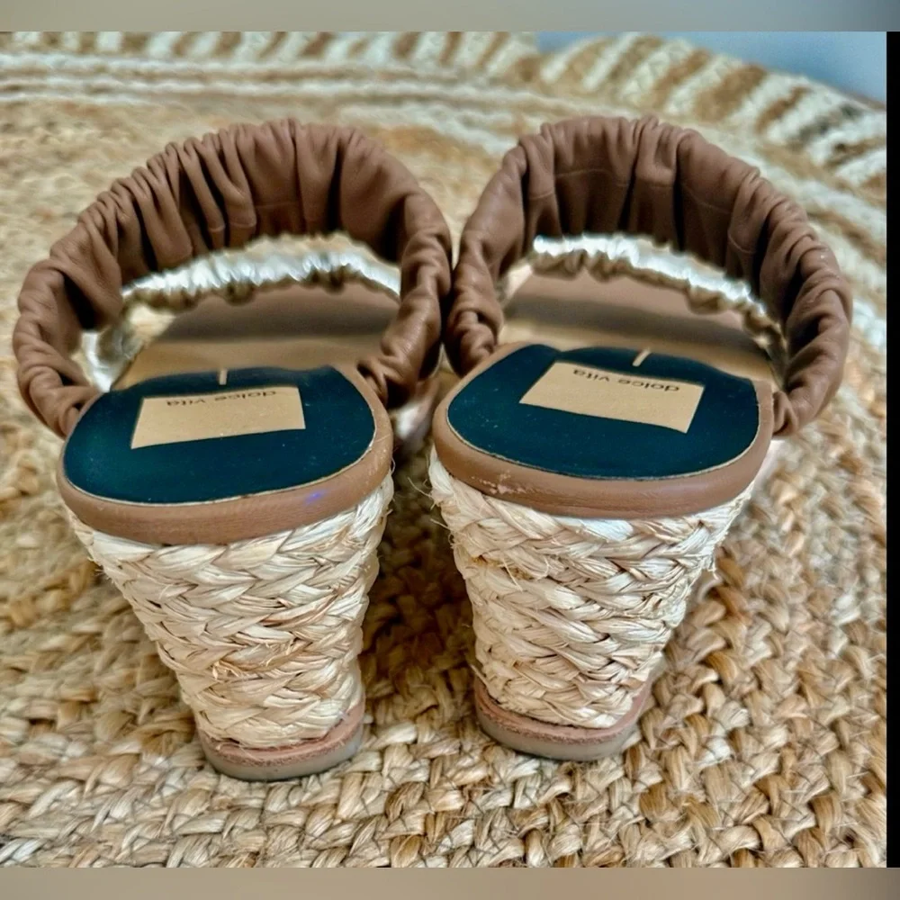 🌾 Dolce Vita Two‎ Tone Wedge Espadrille Sandals